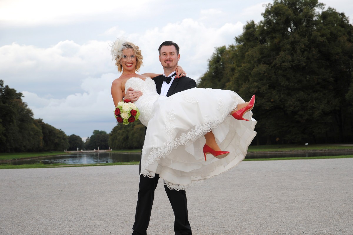 Pro Foto GmbH ▪ Fotostudio, Bilderrahmen, Fotoservice